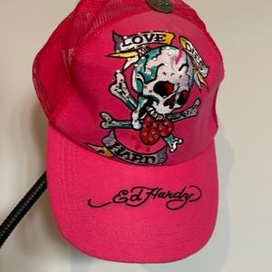 Women’s base ball hat